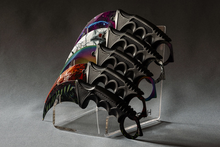 Stojak ekspozycyjny na noże BSH ADVENTURE S3